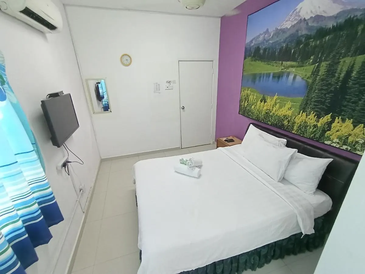 B Hotel Gelugor
