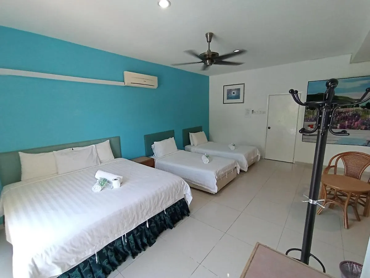 B Hotel Gelugor 0*,  Malaysia