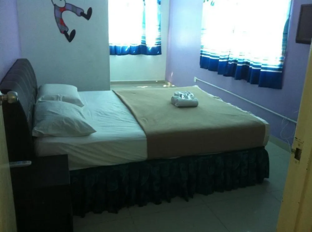 B Hotel Gelugor