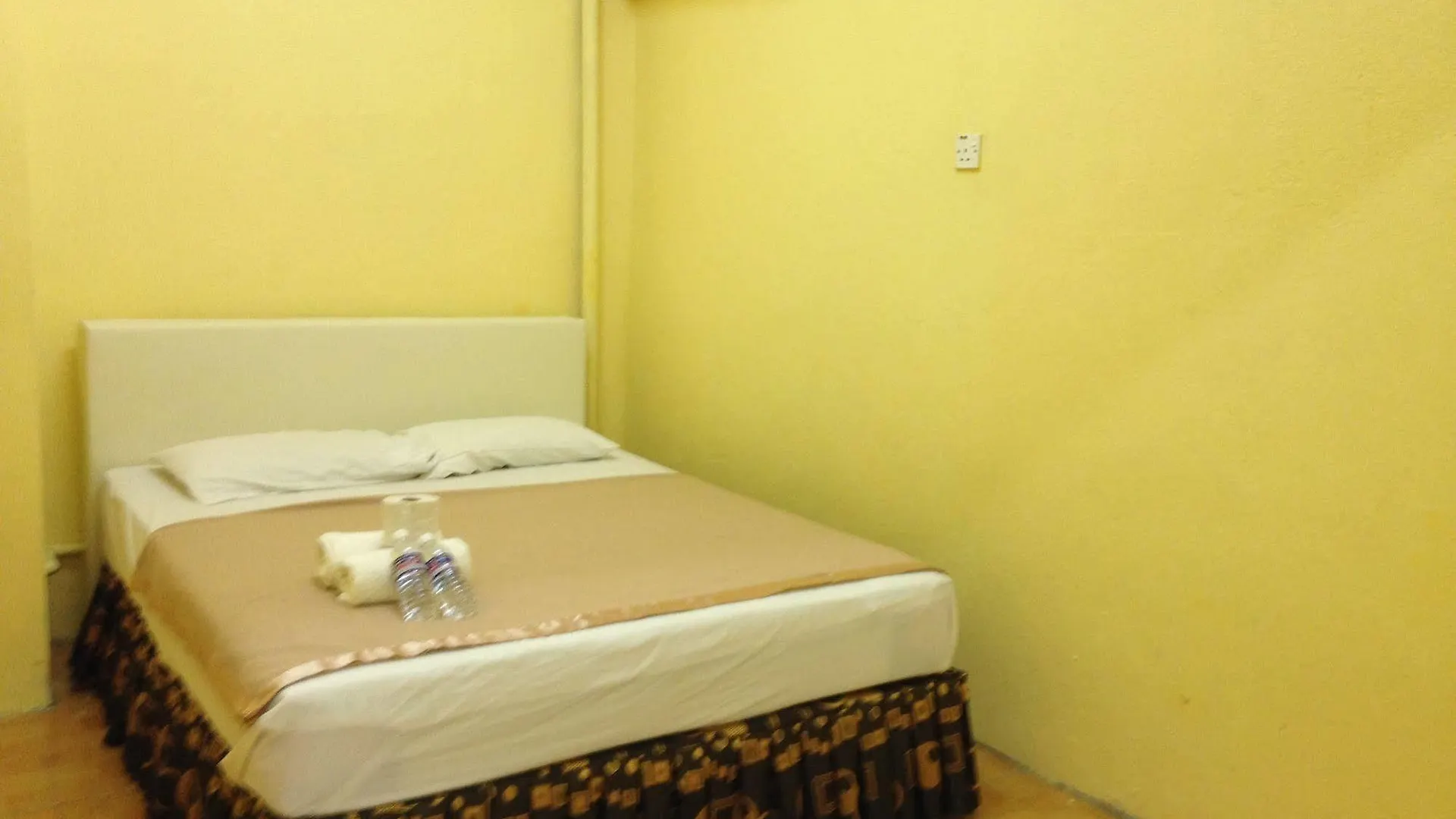 B Hotel Gelugor